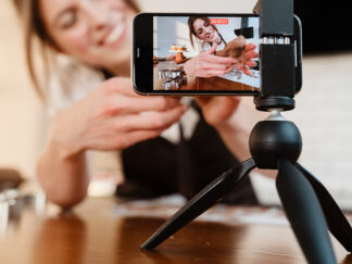 Videoiden kuvaaminen ja editointi mobiililaitteella – Kysy tarjous